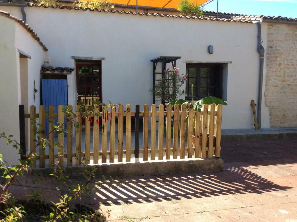 La Ferme De Fossillon Villa Marans  Buitenkant foto